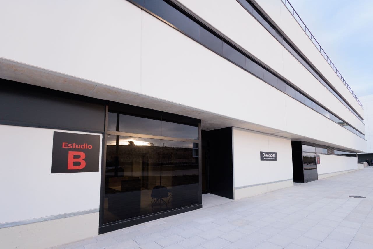 Entrance to Studio B at Drago